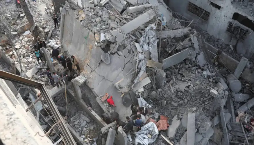 مقتل 50 فلسطينيا على الاقل خلال الليل جراء الضربات الإسرائيلية