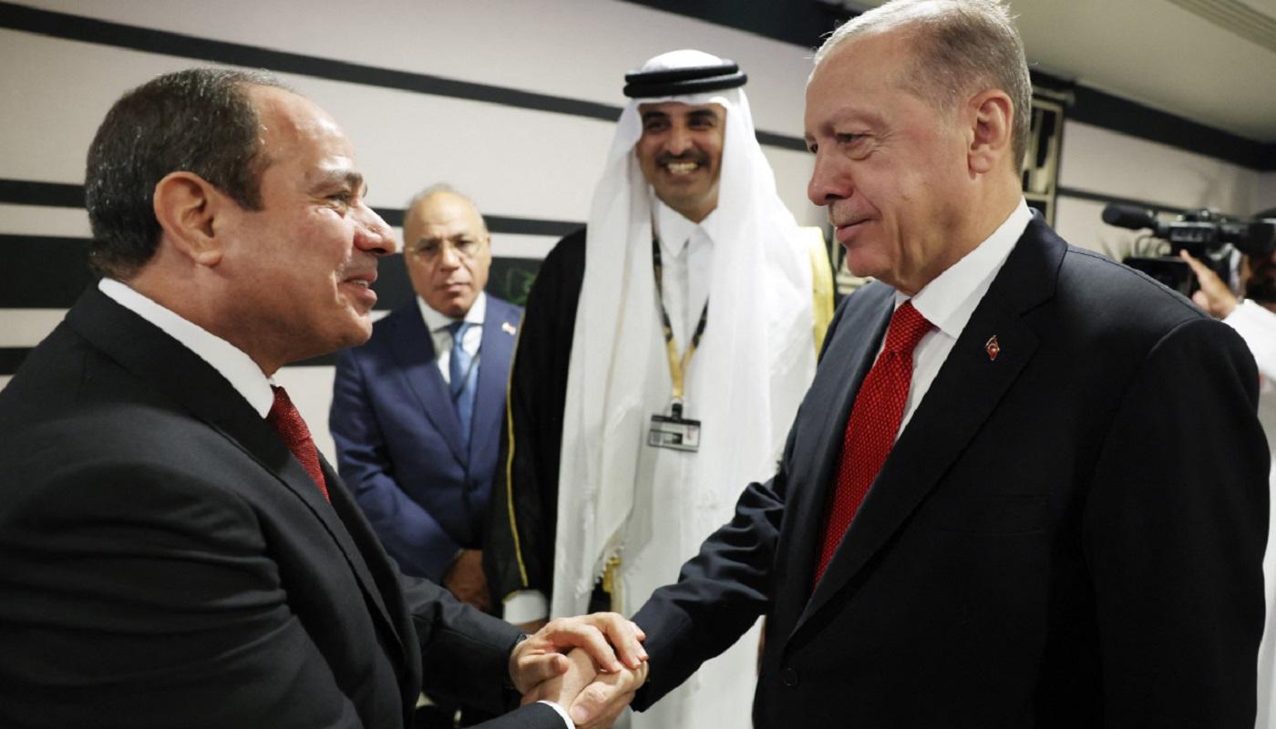 لقاء إردوغان والسيسي في الدوحة
