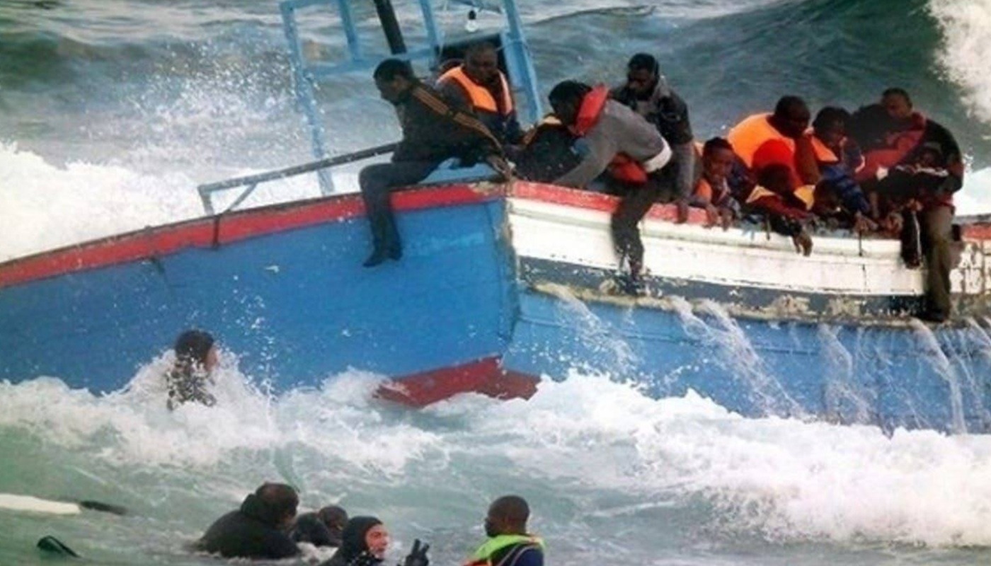 76 قتيلا على الأقل إثر غرق مركب مهاجرين قبالة اليمن