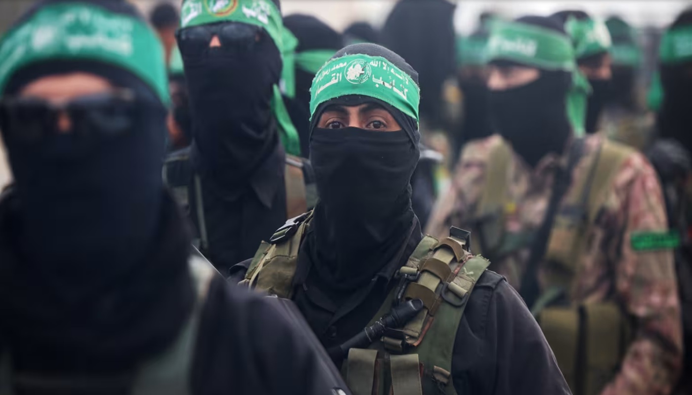 ترامب يتوعد بالقضاء على حماس إن انتهكت اتفاق غزة