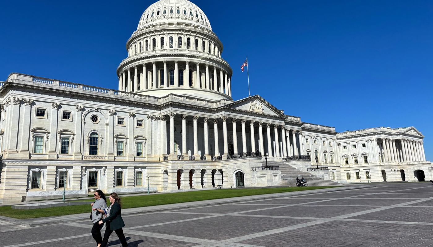 مجلس الشيوخ الأميركي يقر خطوة لإنهاء الإغلاق الحكومي الذي استمر 40 يوماً