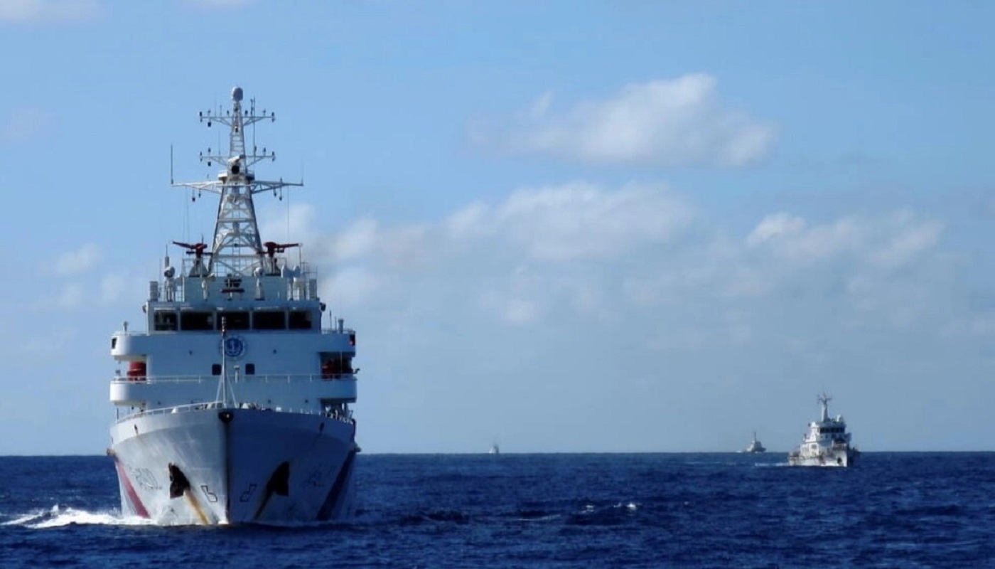 سفن خفر السواحل الصينية في بحر الصين الجنوبي
